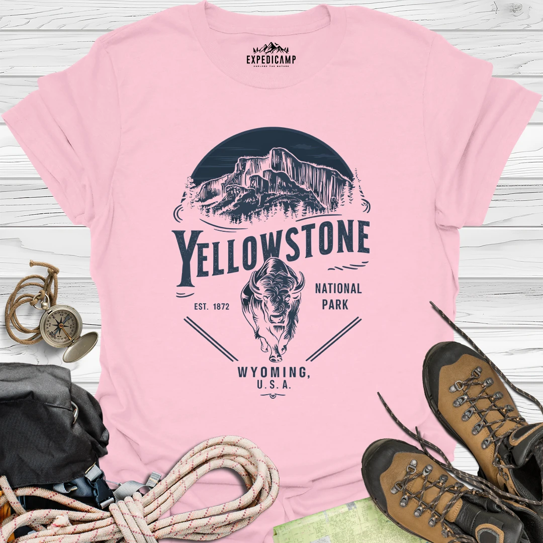 Yellowstone Wyoming USA T-Shirt