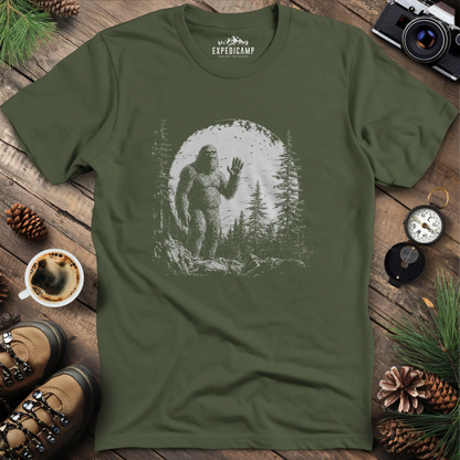 Bigfoot Hiding in the Mountains T-Shirt – Mysterious Bigfoot Wilderness Design