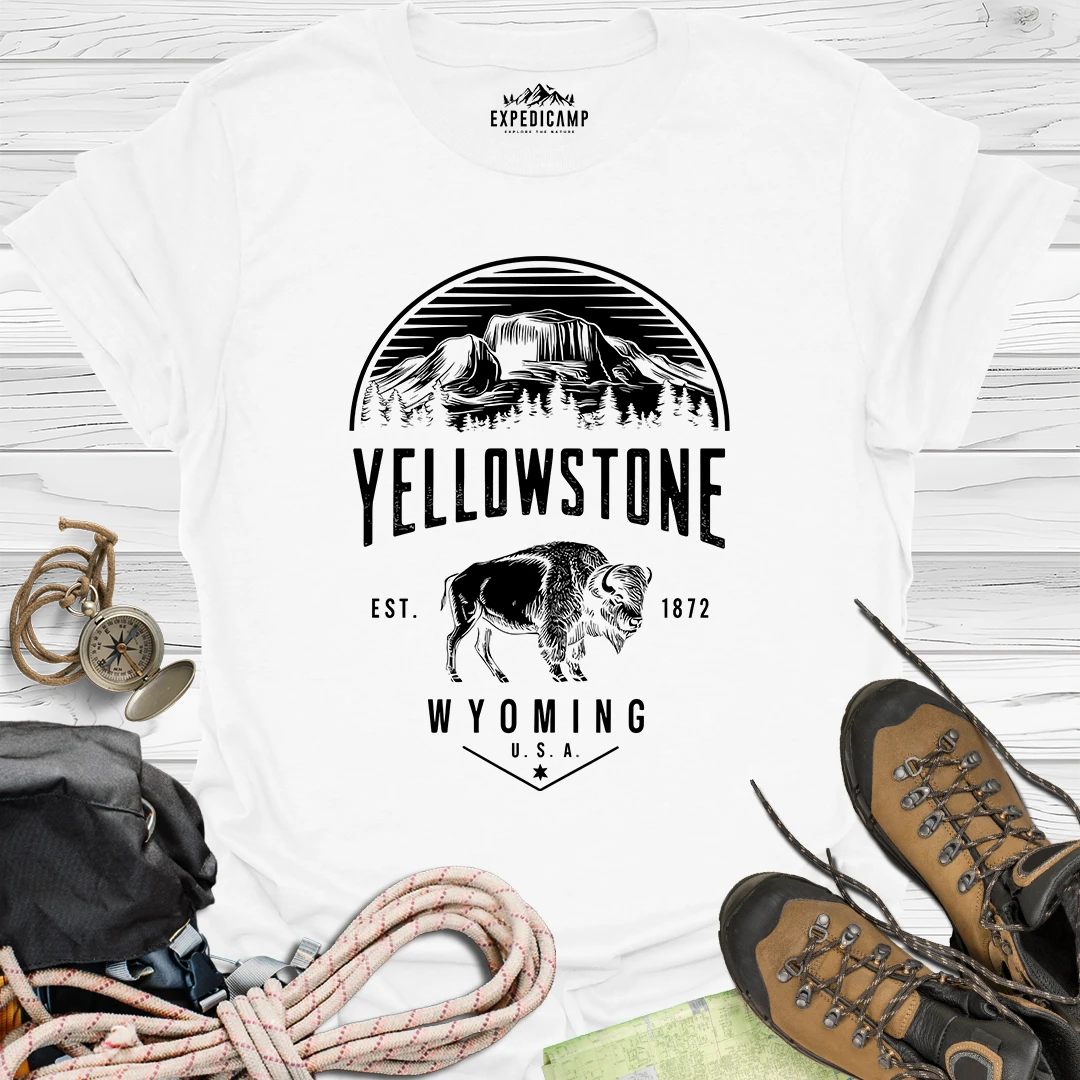 Yellowstone Wyoming USA T-Shirt