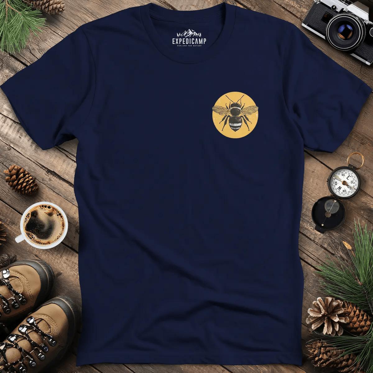 Bee Kind Nature-Inspired Graphic T-Shirt – Navy – Outdoor apparel for travel, hiking, camping, and nature lovers – ExpediCamp