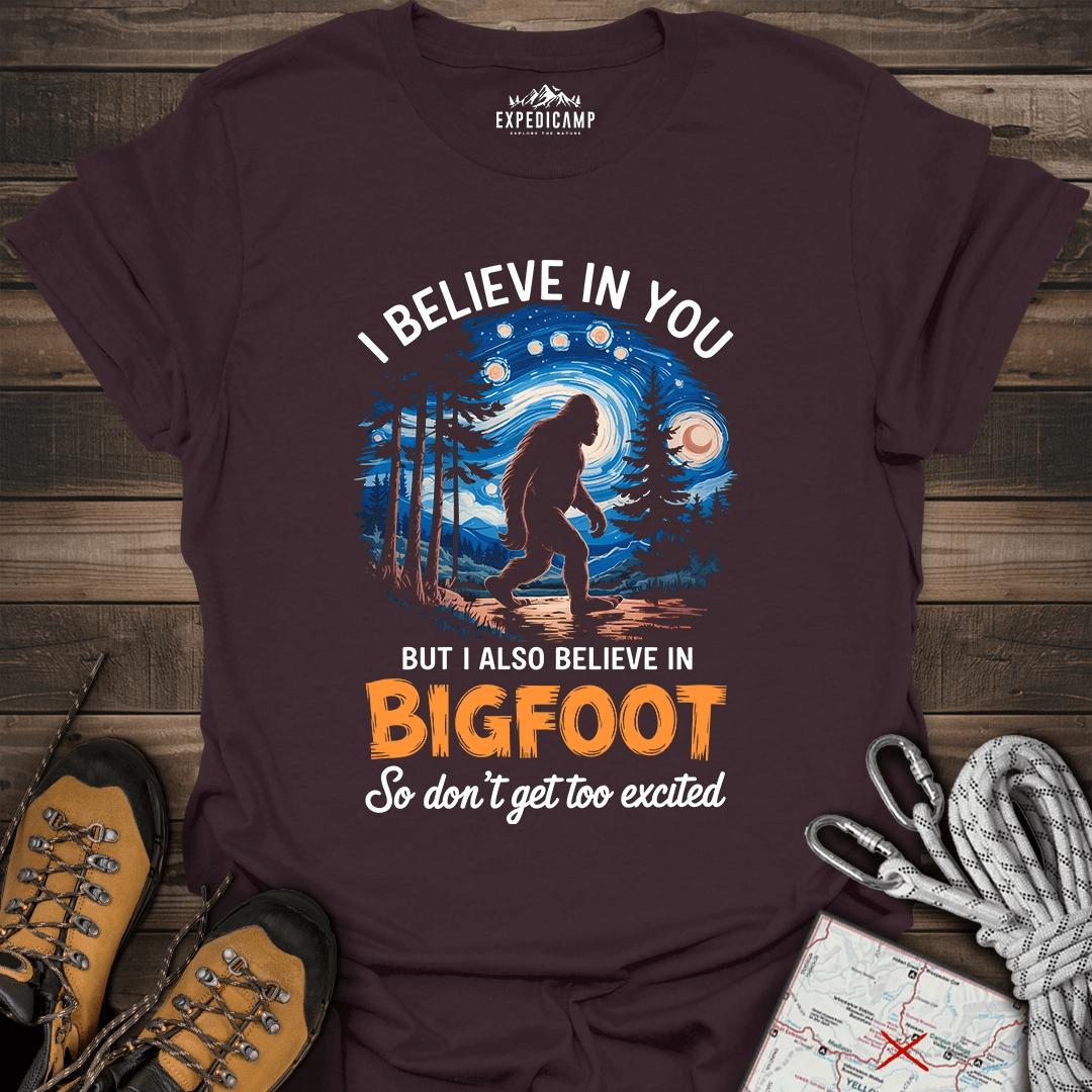 I Believe In You Bigfoot T-Shirt – Dark Chocolate – Outdoor apparel for travel, hiking, camping, and nature lovers – ExpediCamp