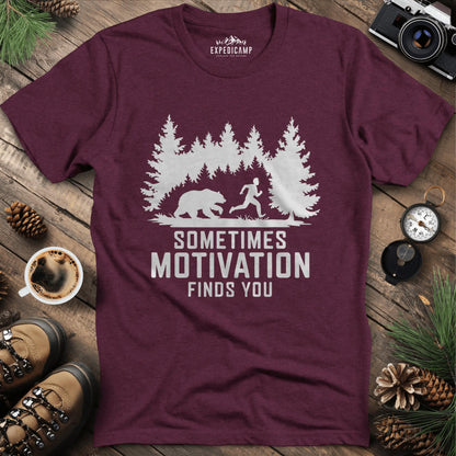 Sometimes Motivation Finds You - Charging Bear T-Shirt – Heather Maroon – Outdoor apparel for travel, hiking, camping, and nature lovers – ExpediCamp