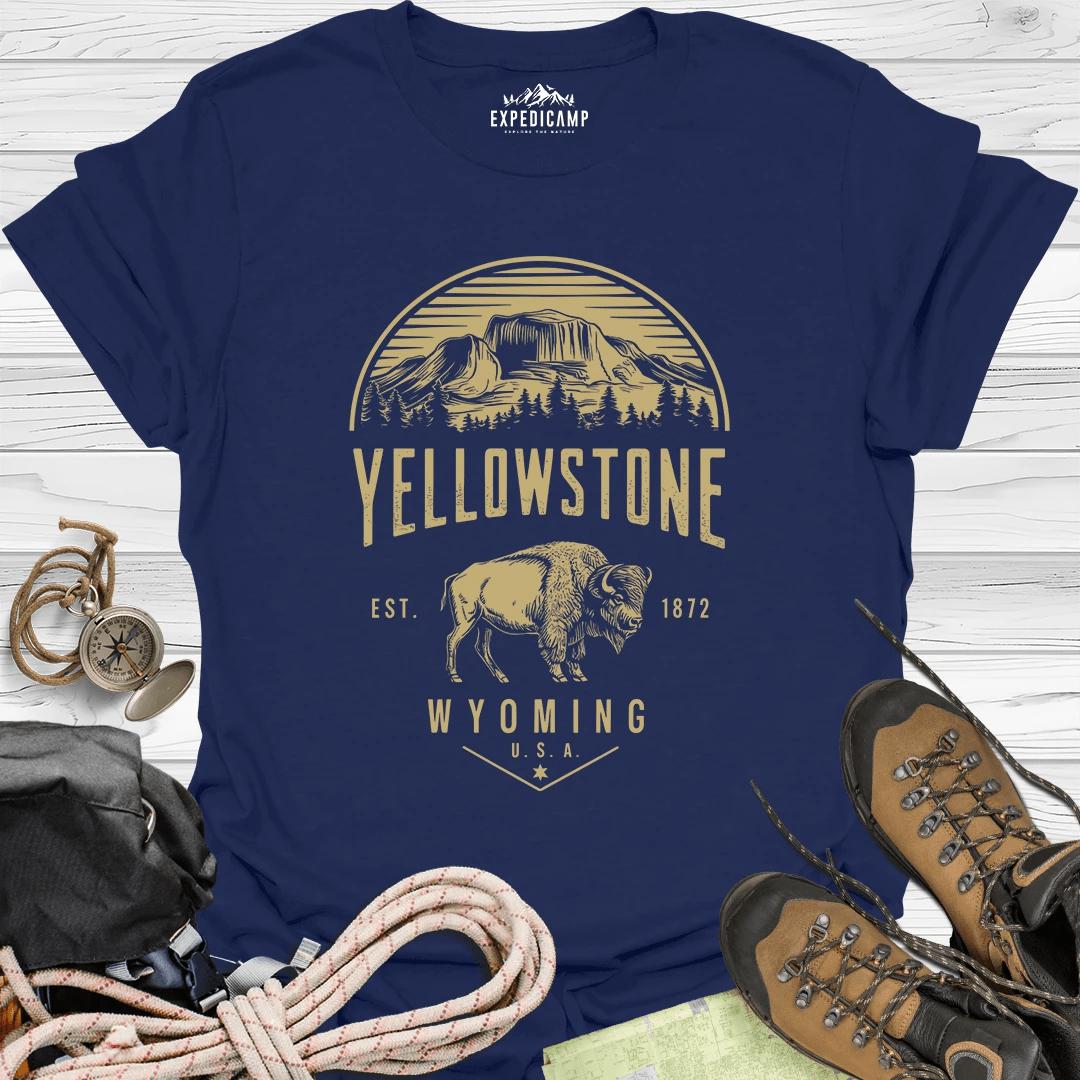 Yellowstone Wyoming USA T-Shirt – Navy – Outdoor apparel for travel, hiking, camping, and nature lovers – ExpediCamp